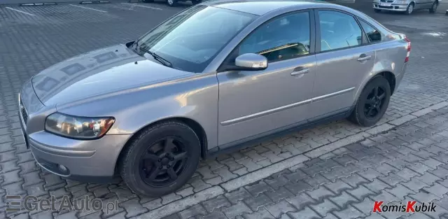 VOLVO S40 