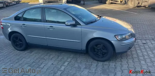 VOLVO S40 