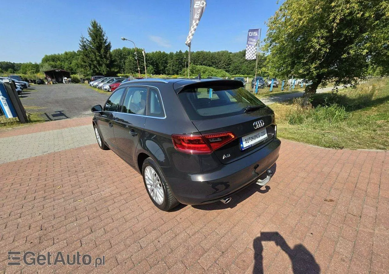 AUDI A3 1.6 TDI Sportback (clean diesel) S tronic Ambiente