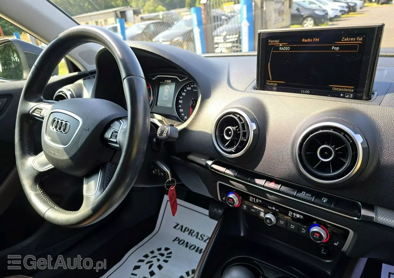 AUDI A3 1.6 TDI Sportback (clean diesel) S tronic Ambiente