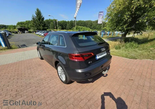 AUDI A3 1.6 TDI Sportback (clean diesel) S tronic Ambiente