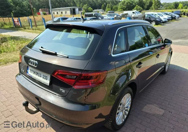 AUDI A3 1.6 TDI Sportback (clean diesel) S tronic Ambiente