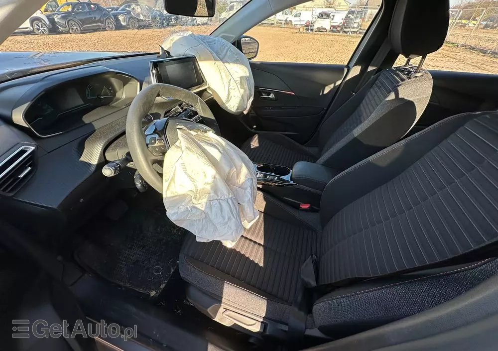 PEUGEOT 208 E-208 Allure
