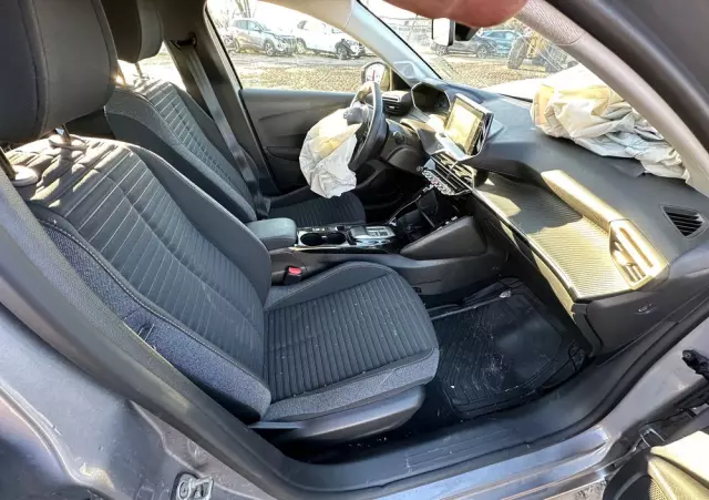 PEUGEOT 208 E-208 Allure