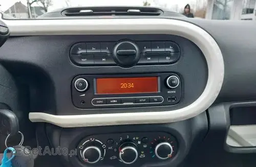 RENAULT Twingo 