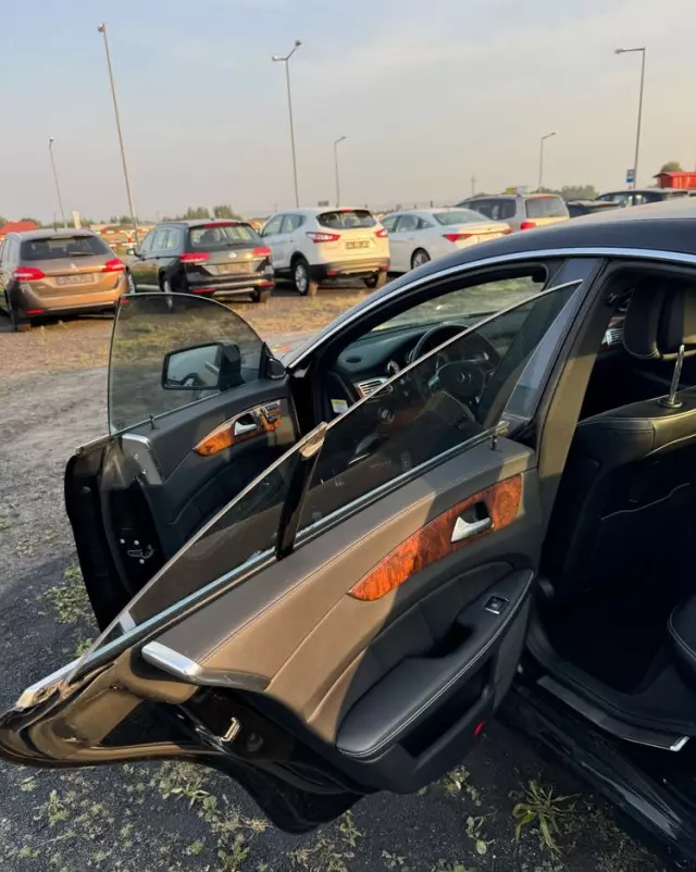 MERCEDES-BENZ CLS 500 4Matic BlueEFFICIENCY 7G-TRONIC