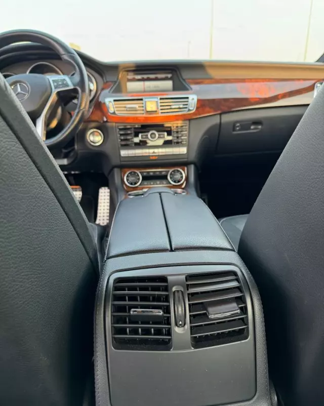 MERCEDES-BENZ CLS 500 4Matic BlueEFFICIENCY 7G-TRONIC