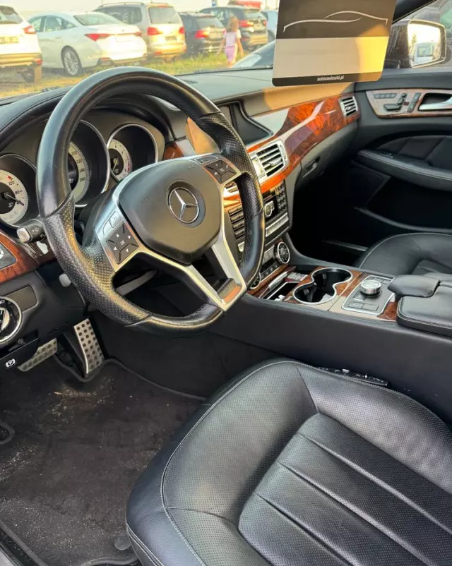 MERCEDES-BENZ CLS 500 4Matic BlueEFFICIENCY 7G-TRONIC