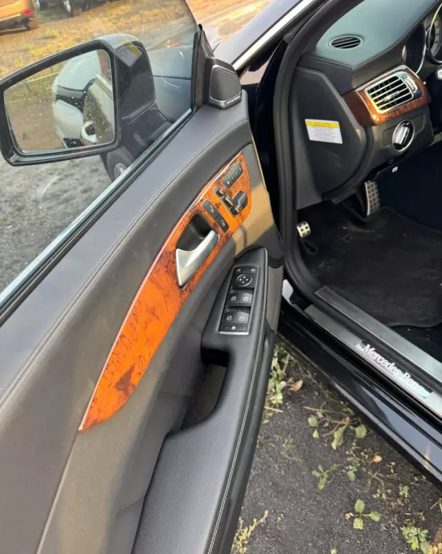 MERCEDES-BENZ CLS 500 4Matic BlueEFFICIENCY 7G-TRONIC