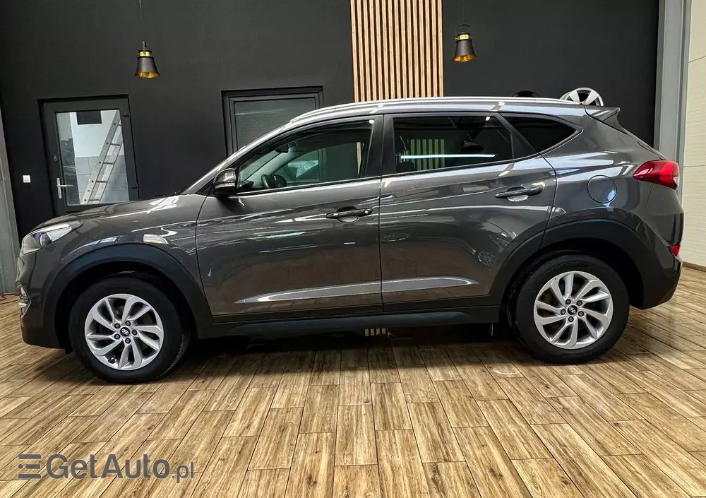 HYUNDAI Tucson Blue 1.7 CRDi 2WD Style