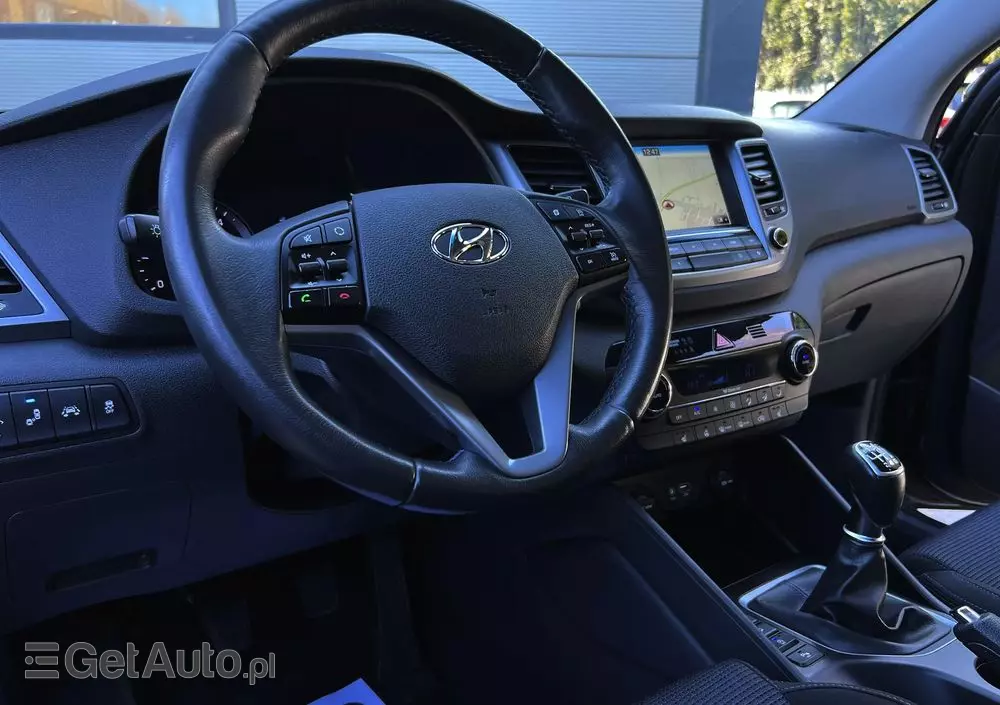 HYUNDAI Tucson Blue 1.7 CRDi 2WD Style