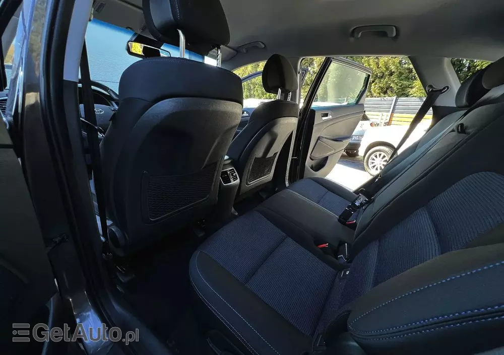HYUNDAI Tucson Blue 1.7 CRDi 2WD Style