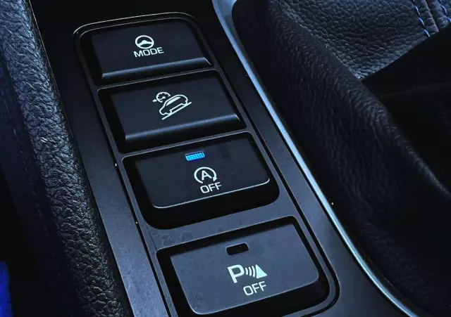 HYUNDAI Tucson Blue 1.7 CRDi 2WD Style