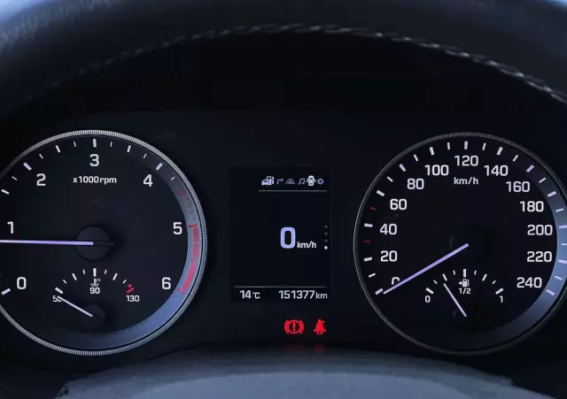 HYUNDAI Tucson Blue 1.7 CRDi 2WD Style