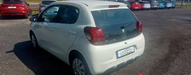 PEUGEOT 108 