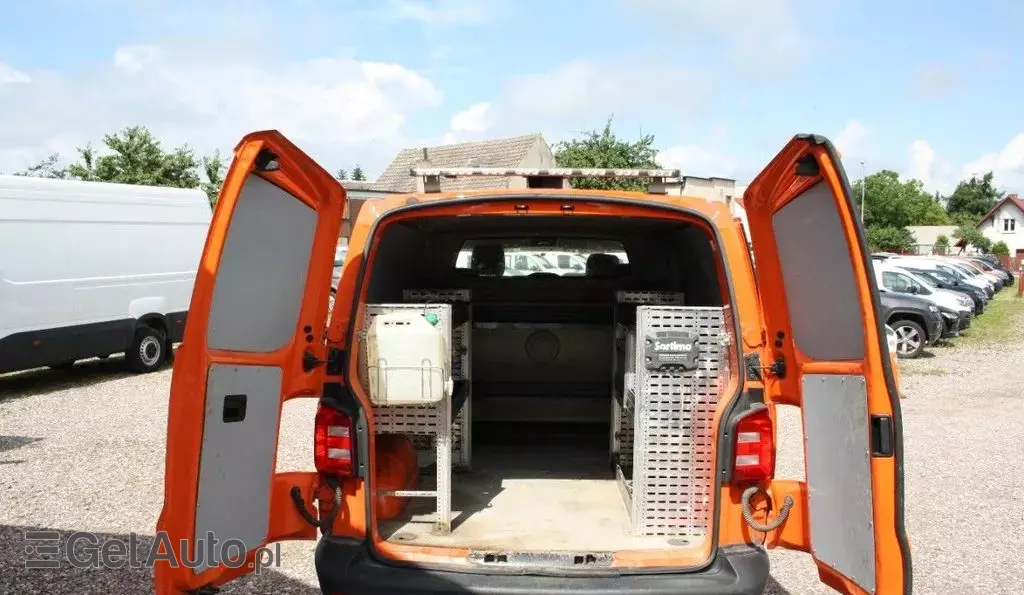 VOLKSWAGEN TRANSPORTER 