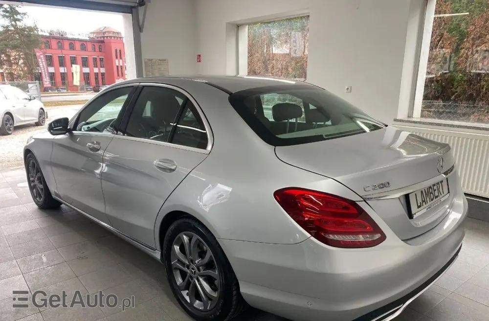 MERCEDES-BENZ Klasa C 200 9G-TRONIC Avantgarde