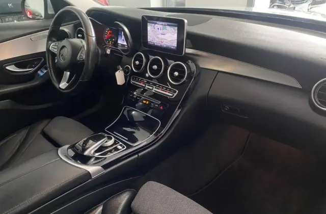MERCEDES-BENZ Klasa C 200 9G-TRONIC Avantgarde