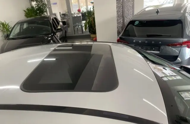 MERCEDES-BENZ Klasa C 200 9G-TRONIC Avantgarde