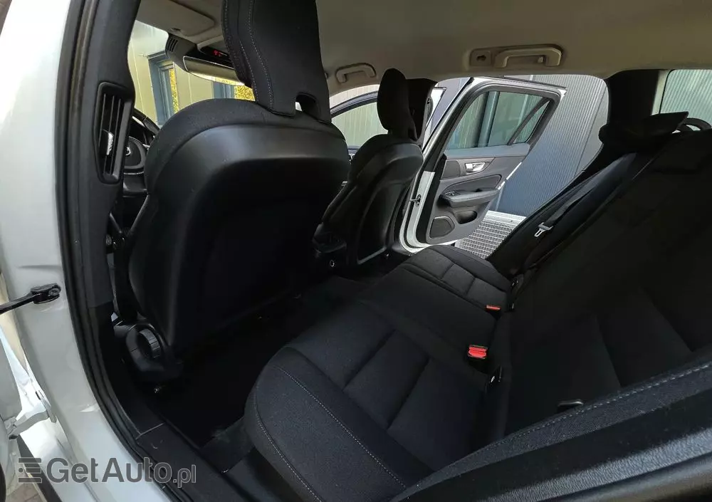 VOLVO V60 D4 Geartronic Inscription