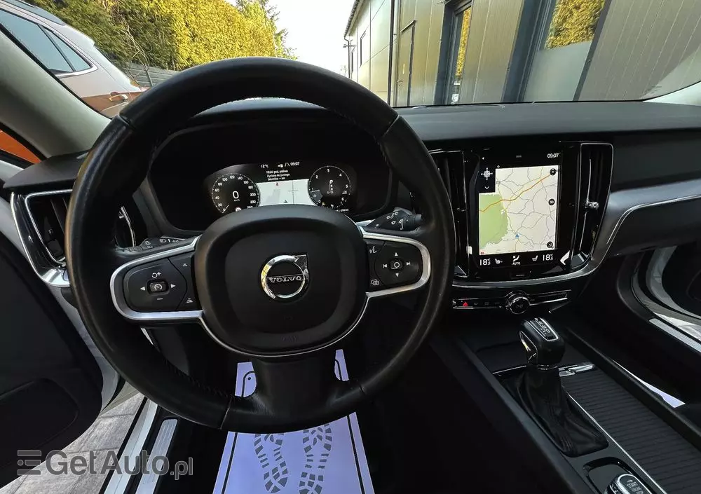 VOLVO V60 D4 Geartronic Inscription