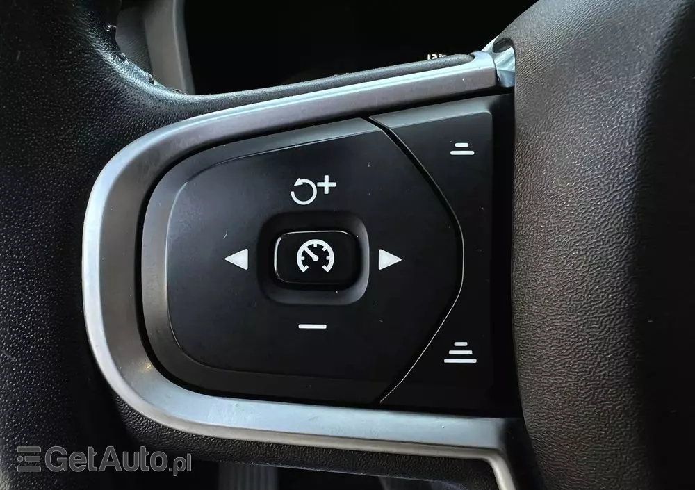 VOLVO V60 D4 Geartronic Inscription