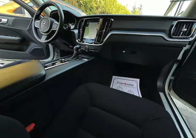 VOLVO V60 D4 Geartronic Inscription