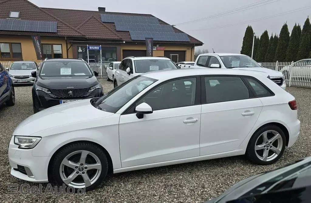 AUDI A3 