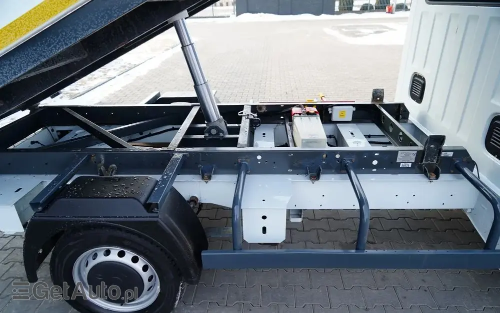 IVECO MASTER / DCI 135 /  WYWROTKA / BRYGADÓWKA  7 MIEJSC / MANUAL 