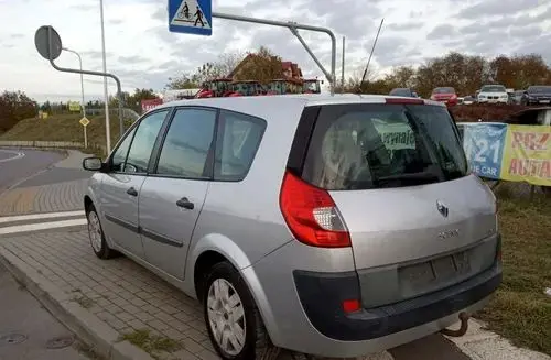 RENAULT Grand Scenic 