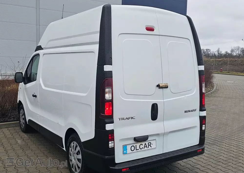 RENAULT TRAFIC 