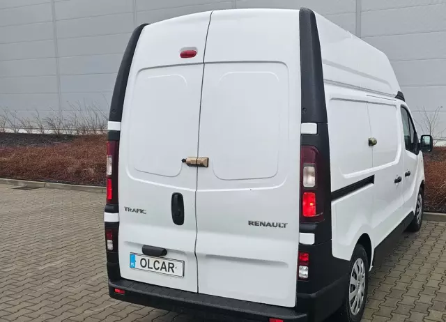 RENAULT TRAFIC 