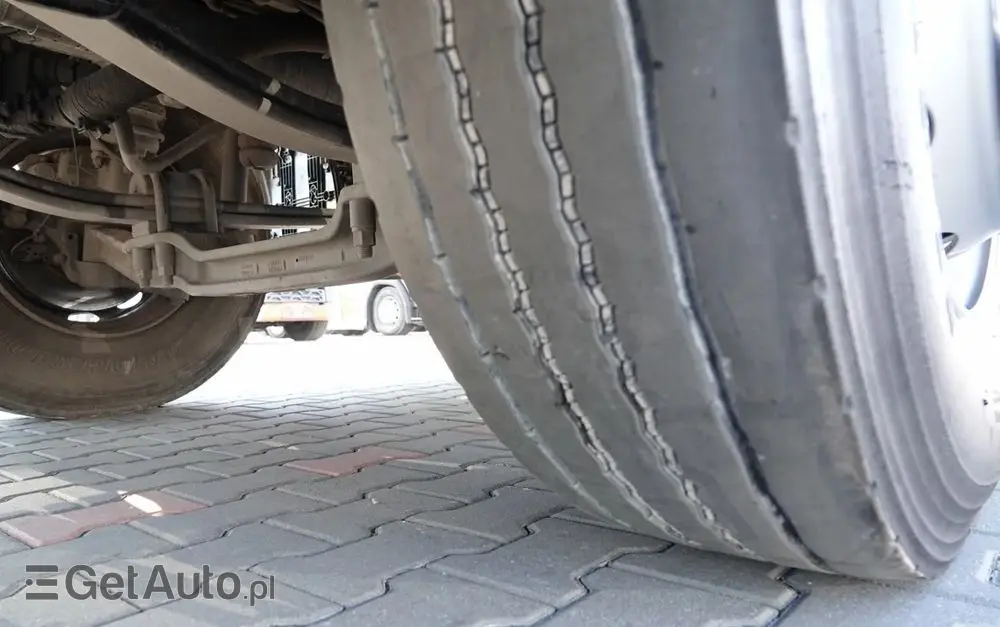 RENAULT C 430 / 8x4 / SKRZYNIOWY 7 M + HDS PALFINGER 33002 -wysów: 14,5 M / UDŹWIG 9800 KG / STEROWANIE RADIOWE / ROTATOR / EURO 6 