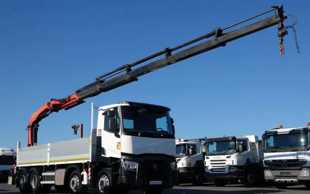 RENAULT C 430 / 8x4 / SKRZYNIOWY 7 M + HDS PALFINGER 33002 -wysów: 14,5 M / UDŹWIG 9800 KG / STEROWANIE RADIOWE / ROTATOR / EURO 6 