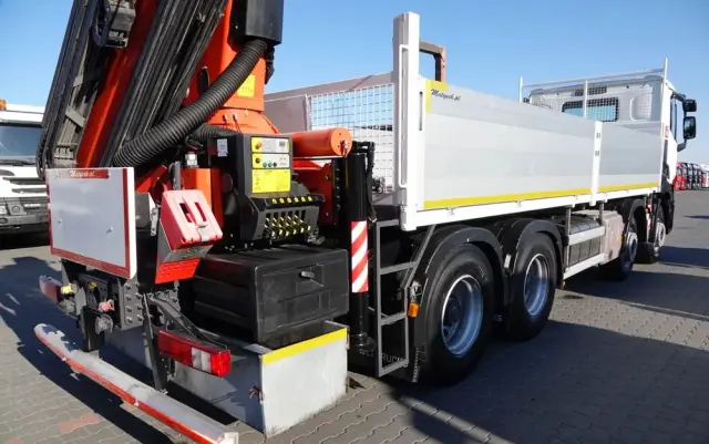 RENAULT C 430 / 8x4 / SKRZYNIOWY 7 M + HDS PALFINGER 33002 -wysów: 14,5 M / UDŹWIG 9800 KG / STEROWANIE RADIOWE / ROTATOR / EURO 6 