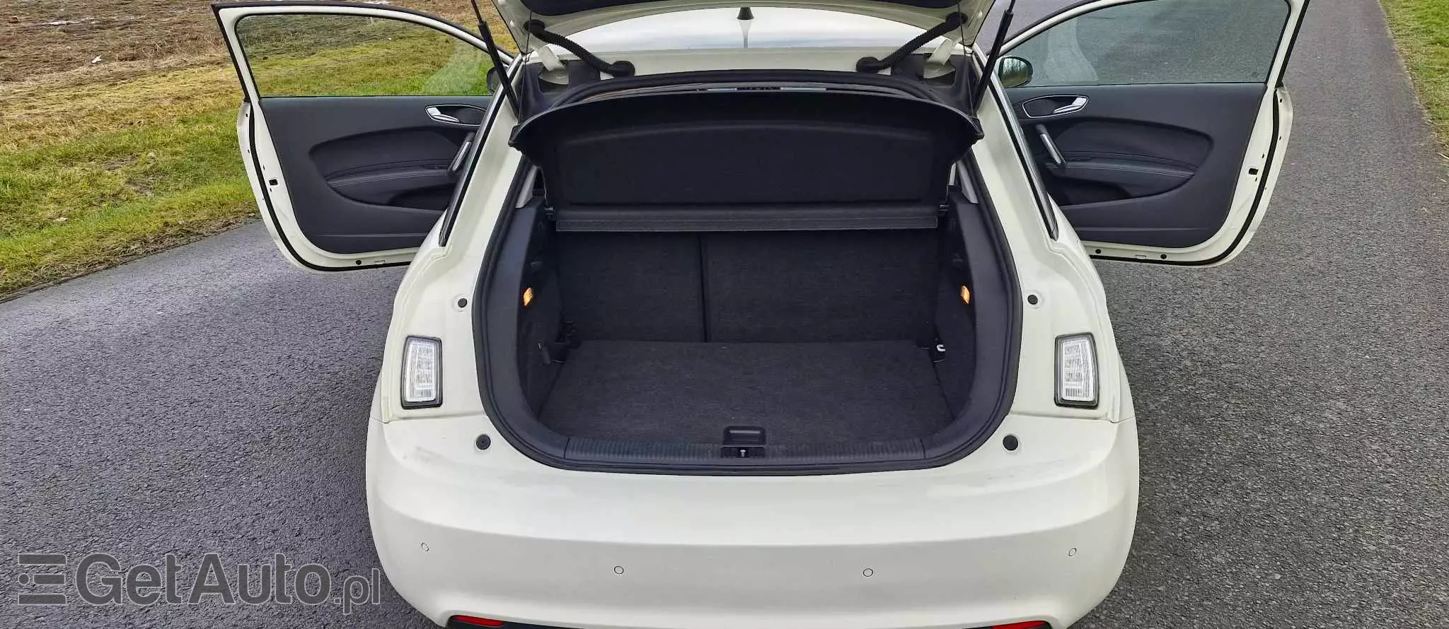 AUDI A1 1.6 TDI S line edition