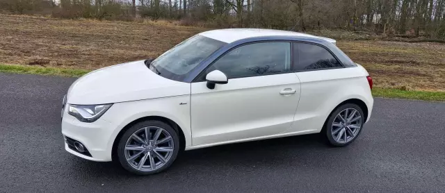 AUDI A1 1.6 TDI S line edition