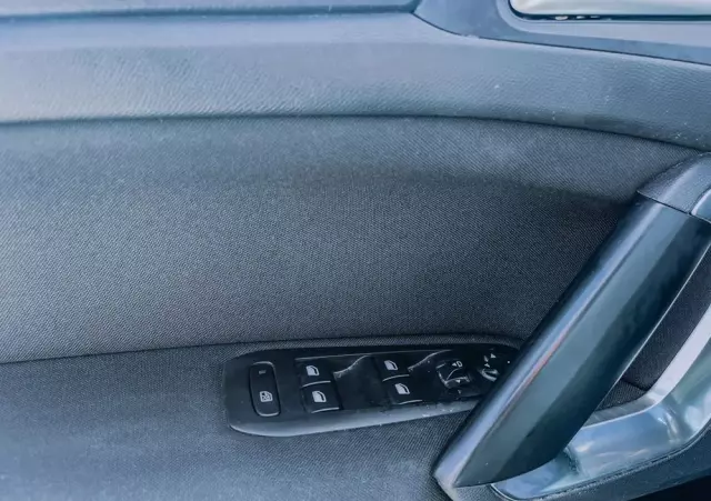 PEUGEOT 308 1.2 PureTech Active S&S