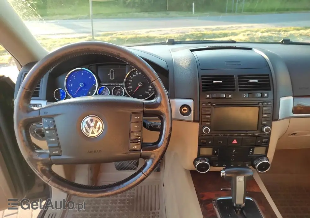 VOLKSWAGEN Touareg 3.0 V6 TDI DPF Tiptr