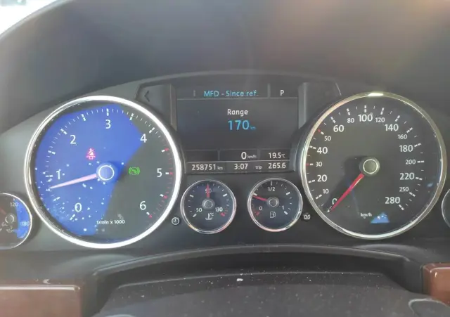 VOLKSWAGEN Touareg 3.0 V6 TDI DPF Tiptr