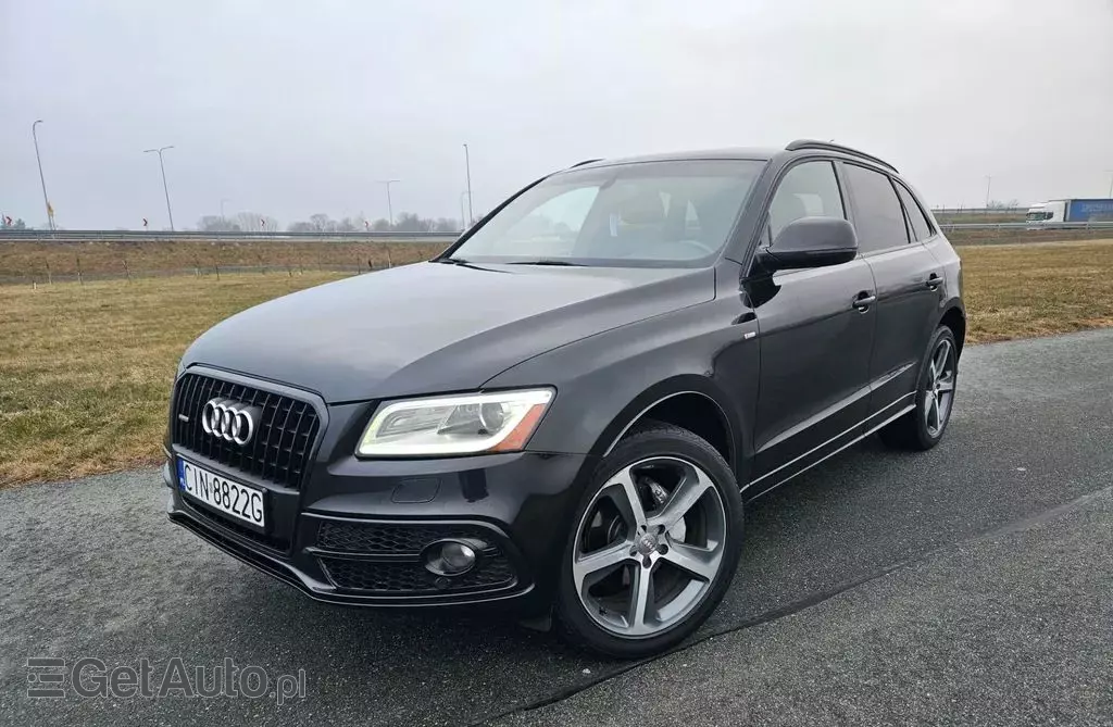 AUDI Q5 