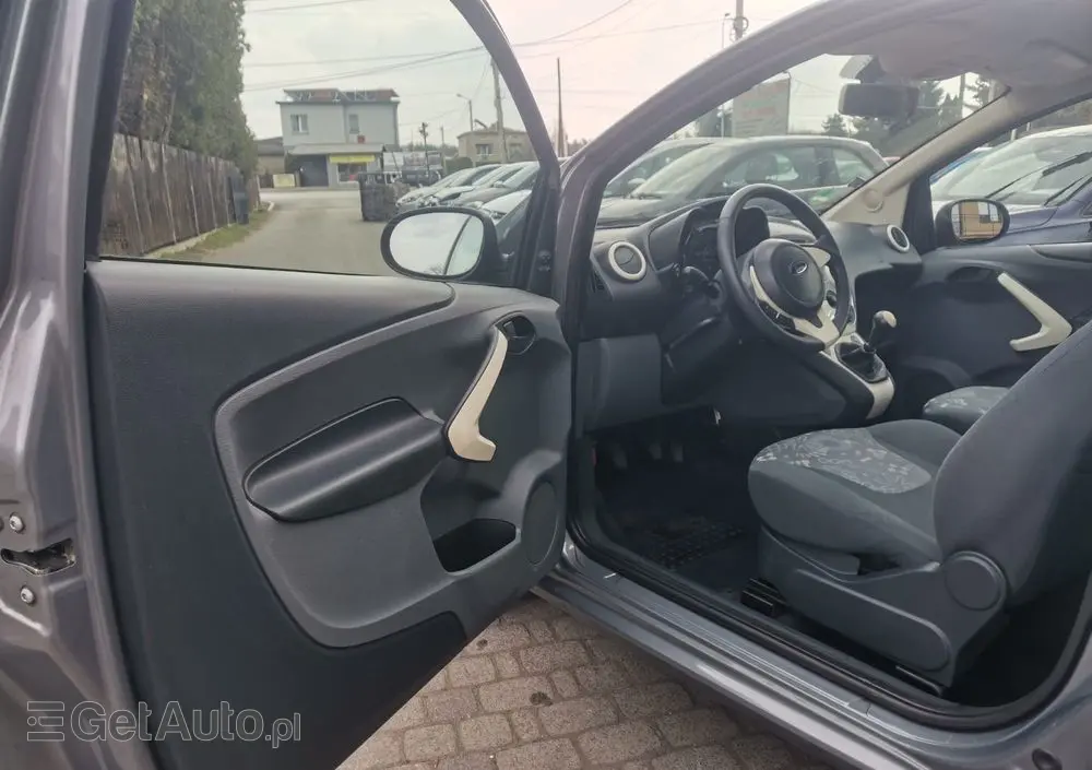 FORD KA 1.2 Start-Stopp-System Ambiente