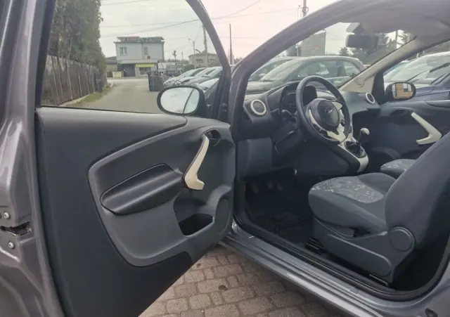 FORD KA 1.2 Start-Stopp-System Ambiente