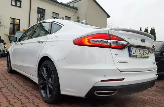 FORD Fusion 