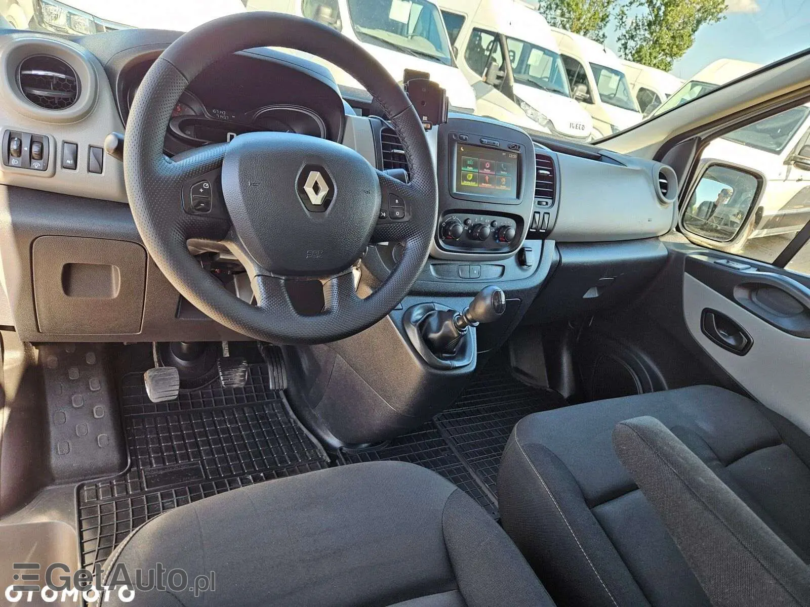 RENAULT Trafic L2H1 Pack Clim (1200)