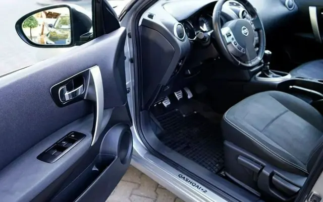 NISSAN Qashqai+2 1.5 dCi Acenta