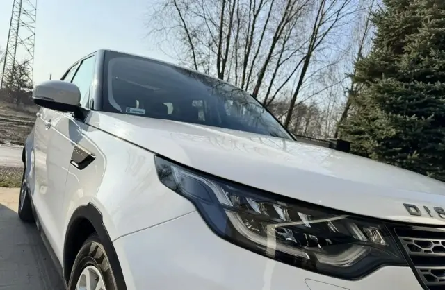 LAND ROVER Discovery 