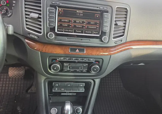 VOLKSWAGEN Sharan 2.0 TSI Highline DSG