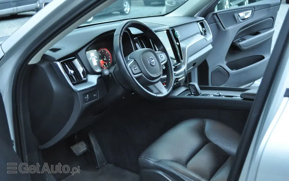 VOLVO XC 60 B4 D AWD Geartronic Inscription