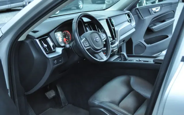 VOLVO XC 60 B4 D AWD Geartronic Inscription